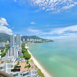  شقة Rainbow Paradise At Tanjung Bungah